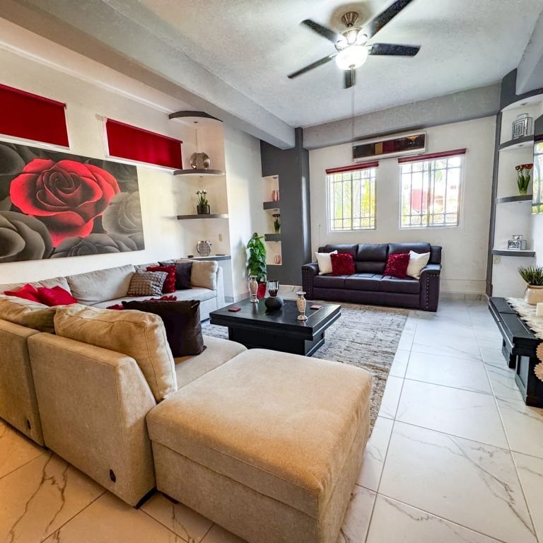 WhatsApp Image 2024-12-17 at 5.17.13 PM